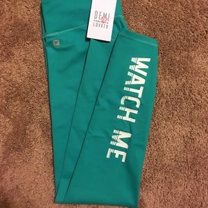 NWT Fabletics leggings